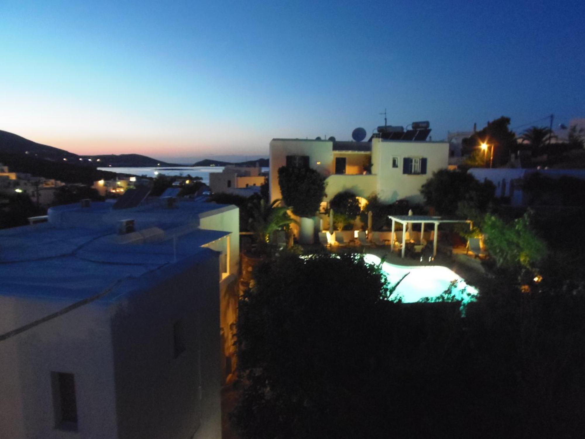 Hotel Manos Naousa