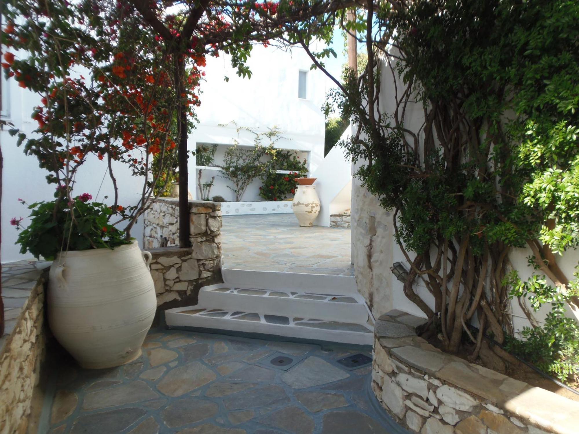 Manos Hotel Naousa